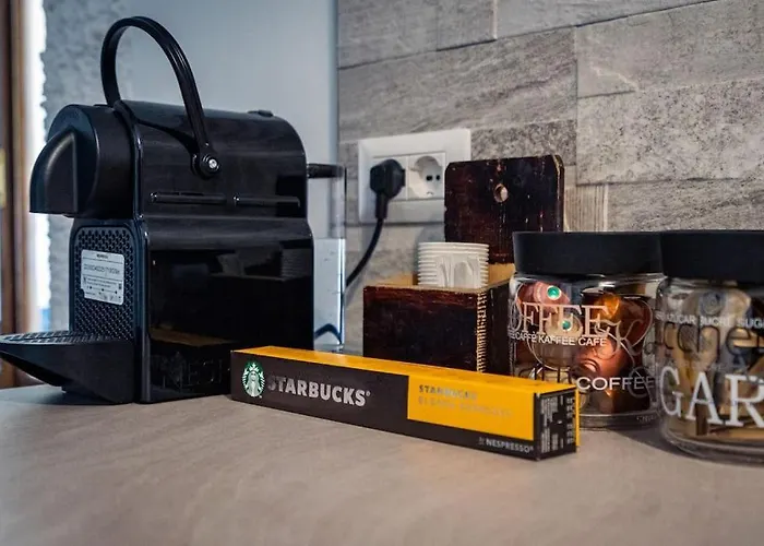 Villa Secluded Front With Boat *